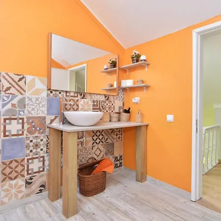 House - Checkinhome Appartement